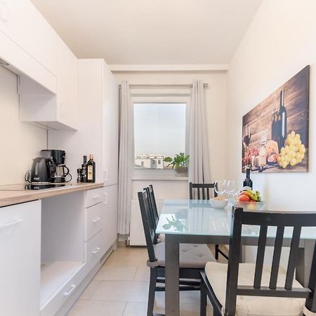 Perfect For Long Term Stay, Two Min To Hauptbahnhof, 18 Vienna Esterno foto